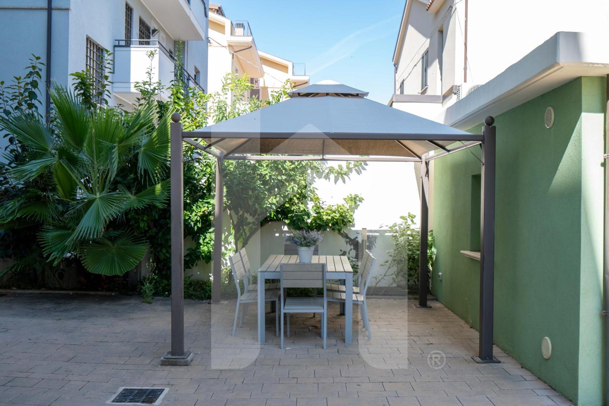 Homiday - Residenza D'Annunzio Apartamento Pineto Exterior foto
