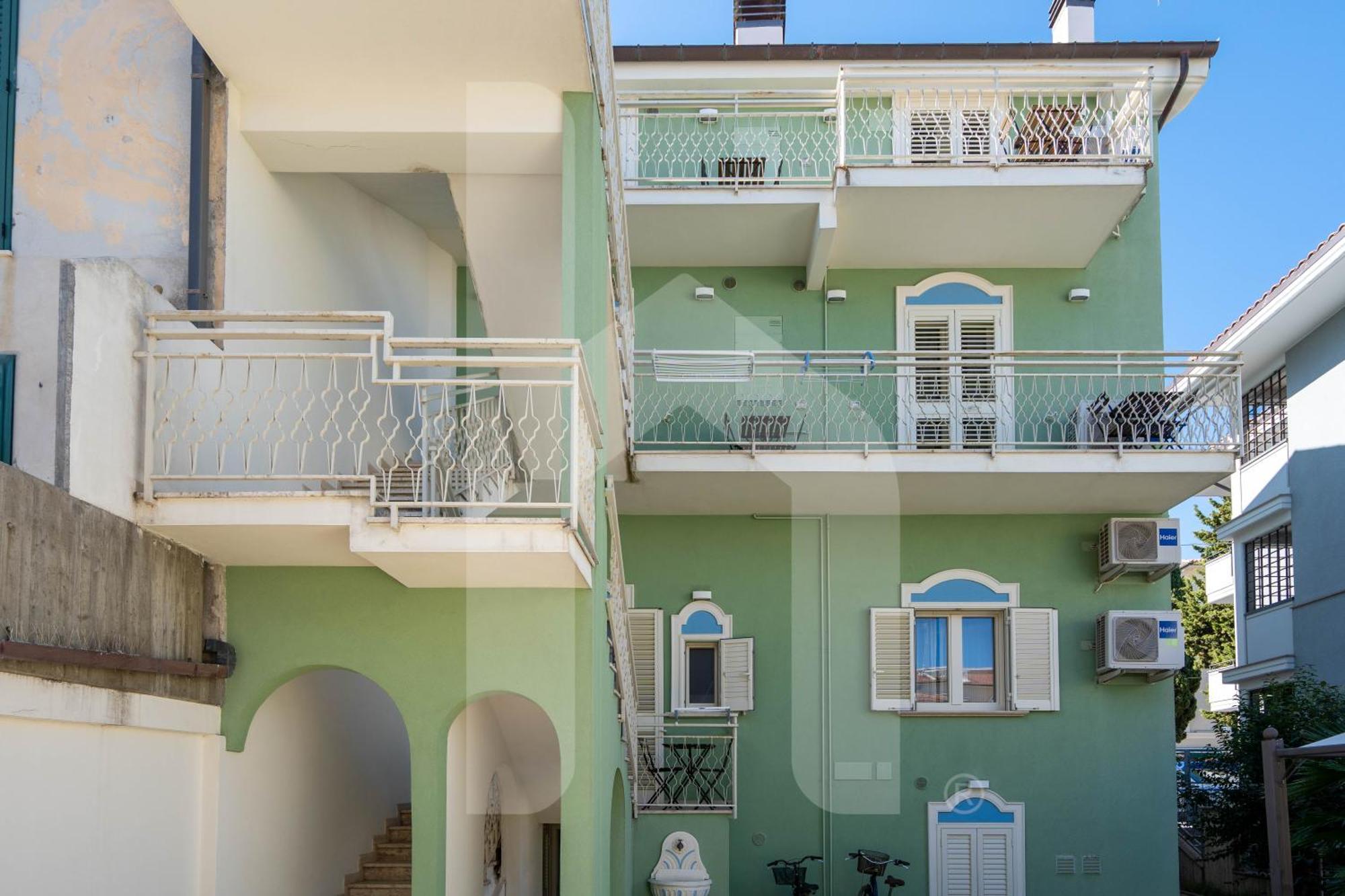 Homiday - Residenza D'Annunzio Apartamento Pineto Exterior foto
